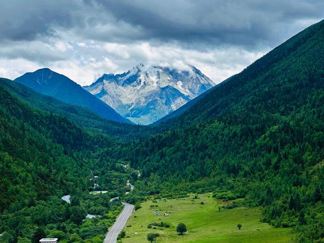 Competition heats up for new civil jobs